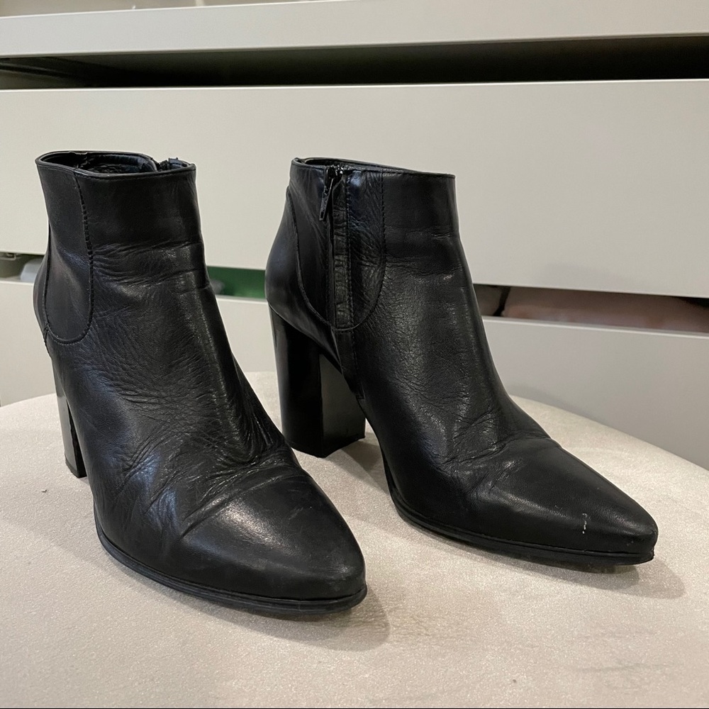 Zara Heeled Leather Boots